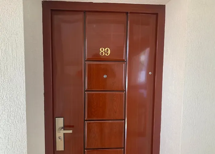 Silver Byala - студио б89 първа линия с морска панорама с два басейна и осигурен паркинг Apartmán