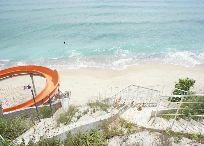 Silver Byala - студио б89 първа линия с морска панорама с два басейна и осигурен паркинг Apartmán *